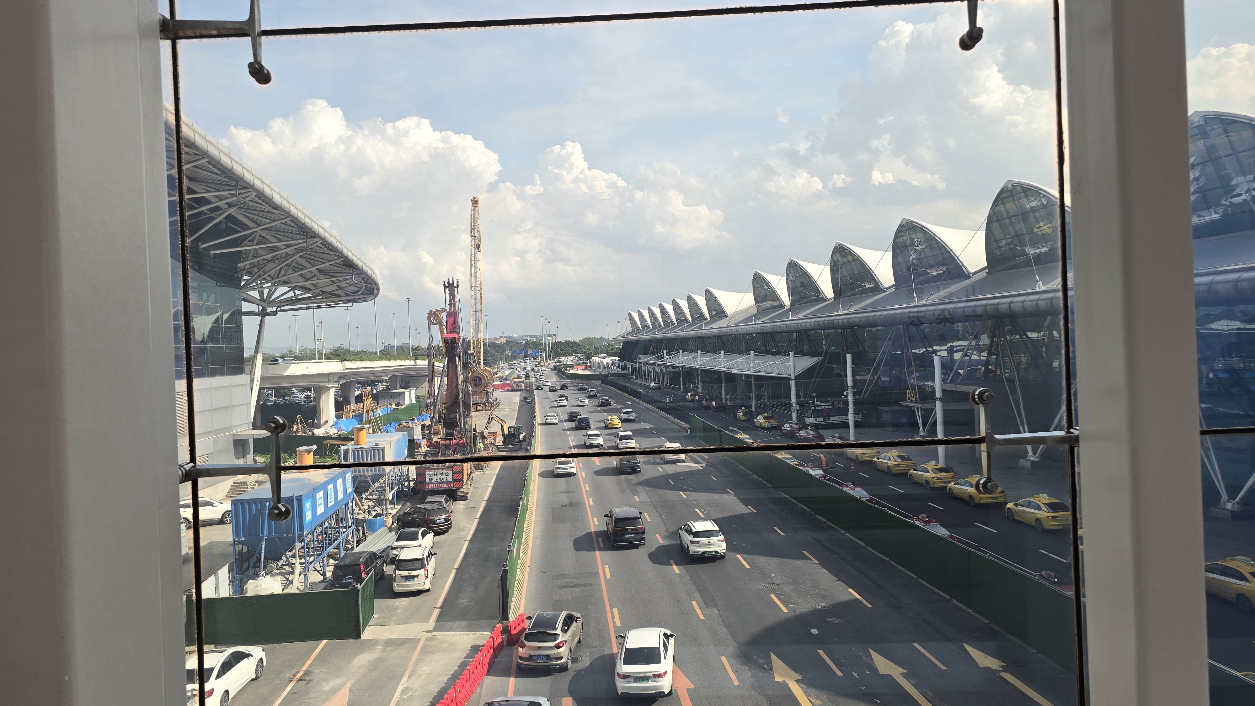 下午四点二十拍摄于白云机场T1